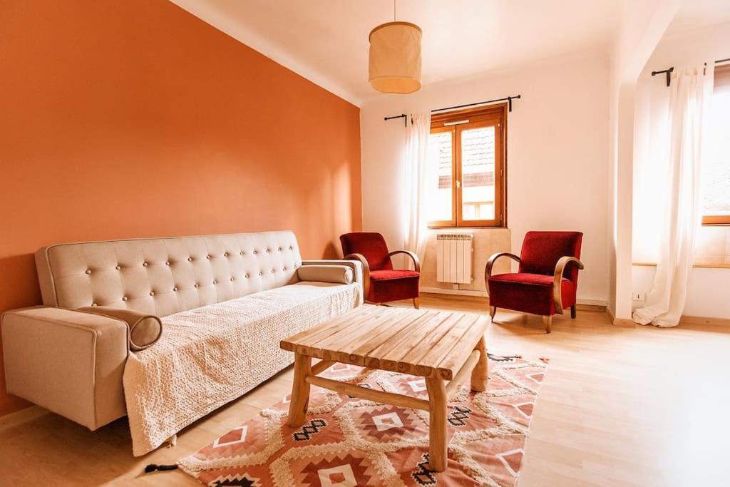 Logement Sur La Route Des Vins Gueberschwihr Exterior foto